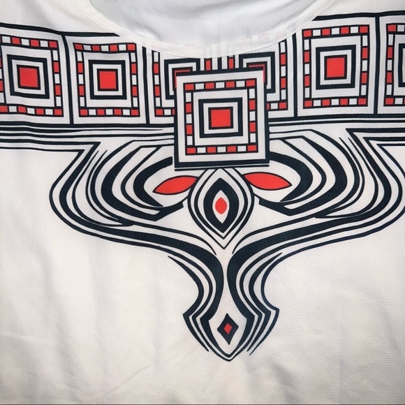 Nwot Elegant, versatile, Women’s graphic designer tunic by ELXSI - Picture 3 of 4